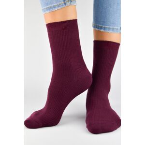 Dámské ponožky Noviti SB040 Bordó 35-38